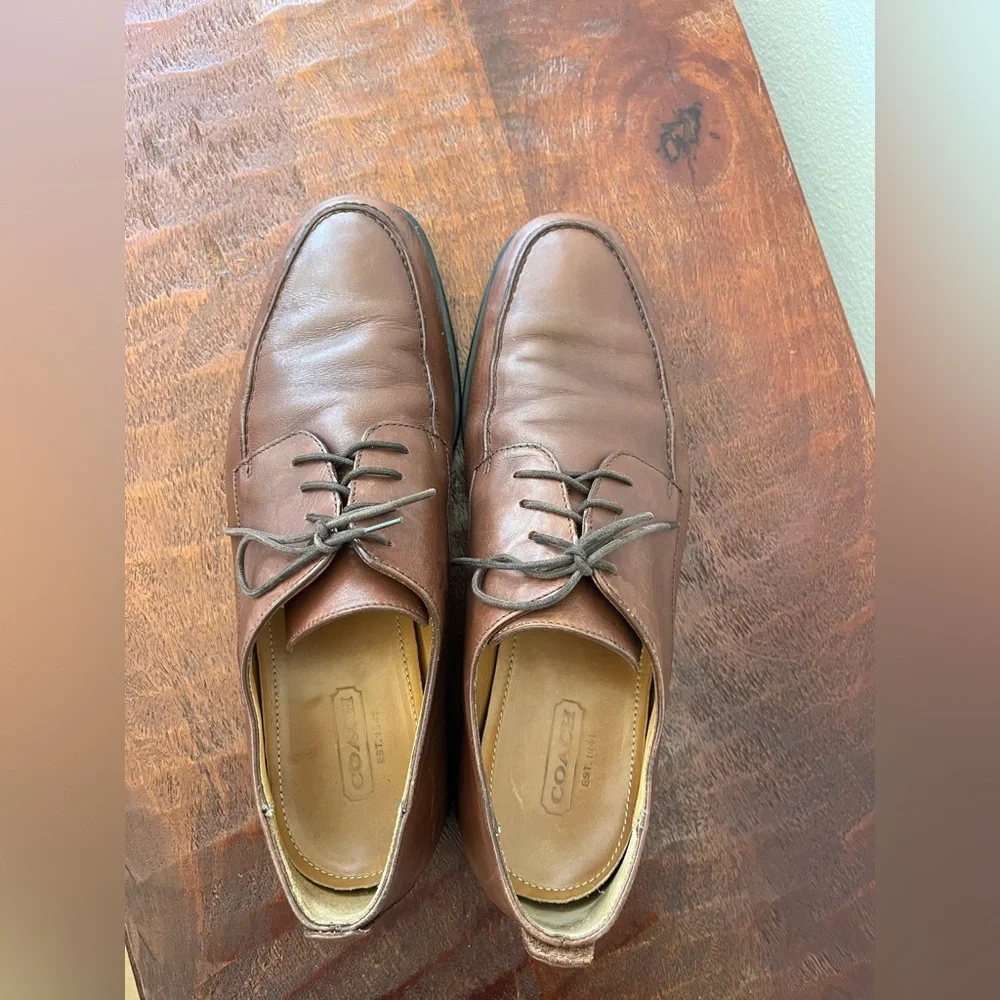 Coach Carleton brown leather lace up Oxfords Preppy Academia Career shoes sz 10